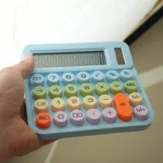ماشین حساب رومیزی مدل خورشیدی کد DS-2811C - تصویر 13